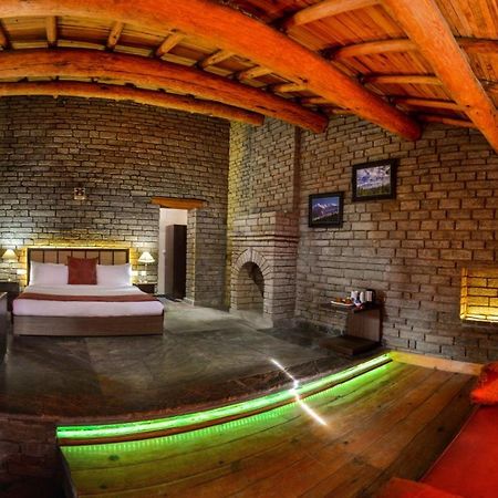 Hotel Imperial Heights à Almora Extérieur photo