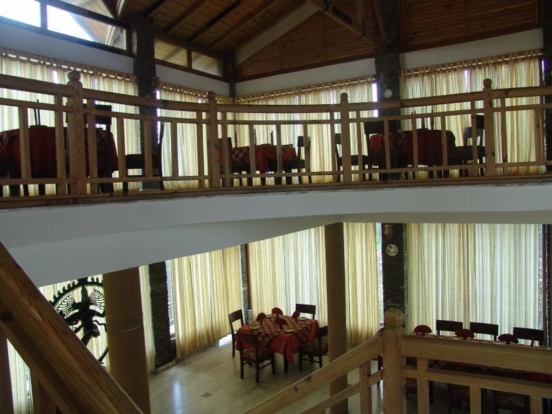 Hotel Imperial Heights à Almora Extérieur photo